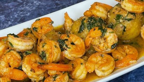 Camarones con ajillo