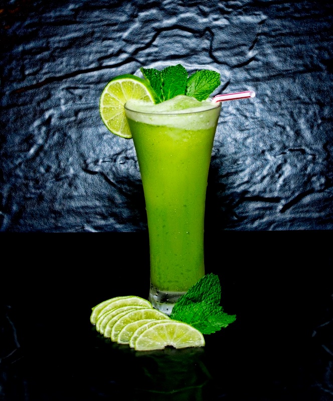 Limonada de hierbabuena